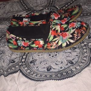 Rocket Dog patterned slip on shoes