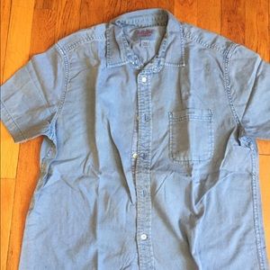 Mosssimo Short Sleeved Button Down