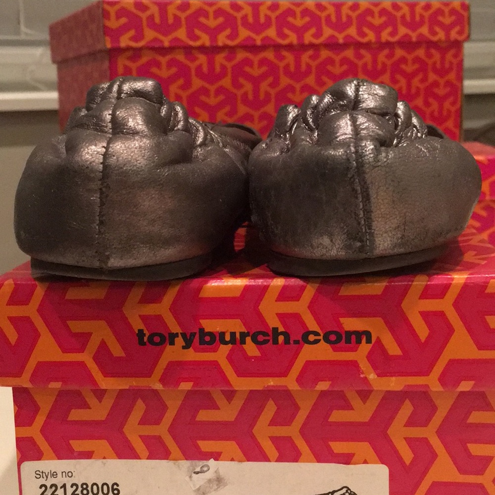 Tory Burch Reva Pewter Flats - Picture 5 of 8