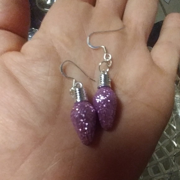 Sparkling Pink and Silver Christmas Cheer! 🎁🌲🎅 - Picture 7 of 8