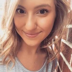 Meet your Posher, Krissy