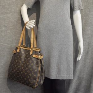 Authentic Louis Vuitton MM Monogram Purse
