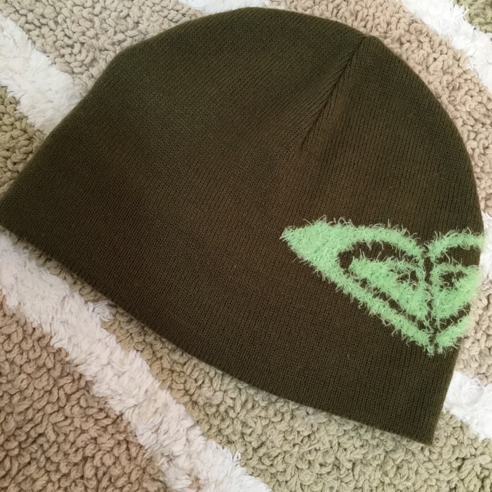 ❌SOLD❌NWOT - Jrs Roxy beanie