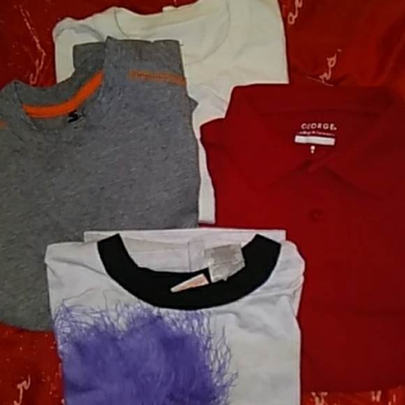 Boys shirts Despicable Me + 3 others - Picture 8 of 8