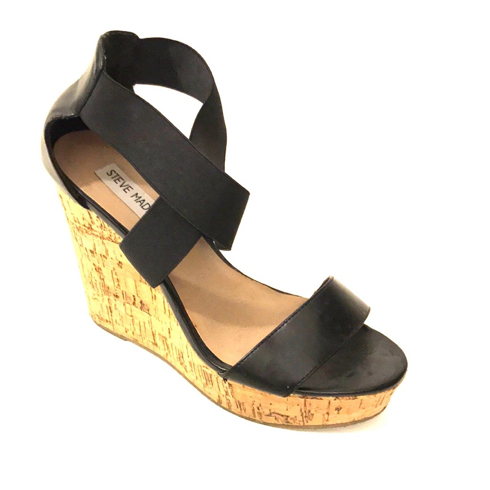 Steve Madden Black Wedges