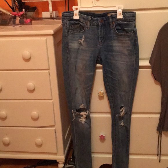 Blank NYC Ripped Skinny Jeans - Picture 3 of 7