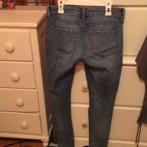 Blank NYC Ripped Skinny Jeans - Picture 4 of 7