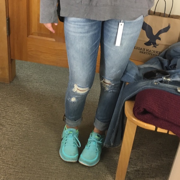 Blank NYC Ripped Skinny Jeans - Picture 7 of 7