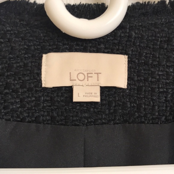 Black dressy coat - Picture 2 of 5