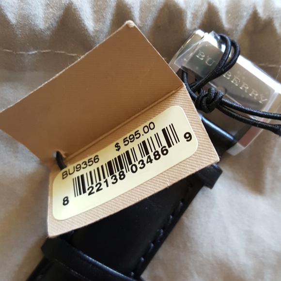 SOLD🌲 BURBERRY "The City" Chronograph Watch - Picture 8 of 8