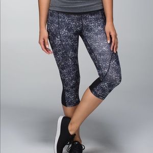 Lululemon hop to it crop speckled rocky road
