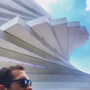 Meet your Posher, Sam