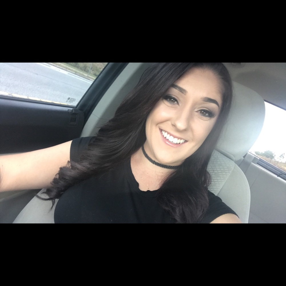 Meet your Posher, Brittanie