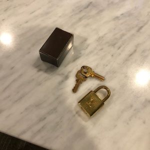 Louis Vuitton Lock & Key - NIB