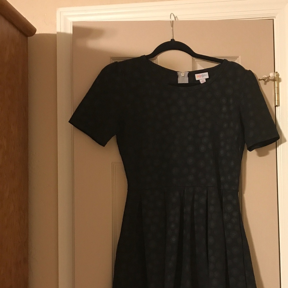 Solid black Amelia NWOT price firm