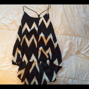 Chevron top