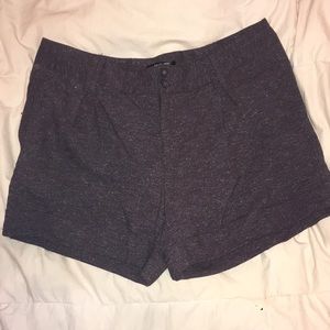 Daisy Fuentes shorts