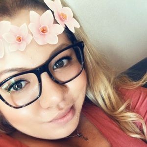 Meet your Posher, Graciela