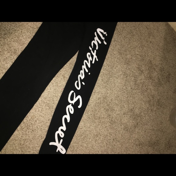 *LOT* 2 Victoria Secret PINK shirts & 2 leggings - Picture 8 of 8