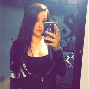 Meet your Posher, Kaitlin