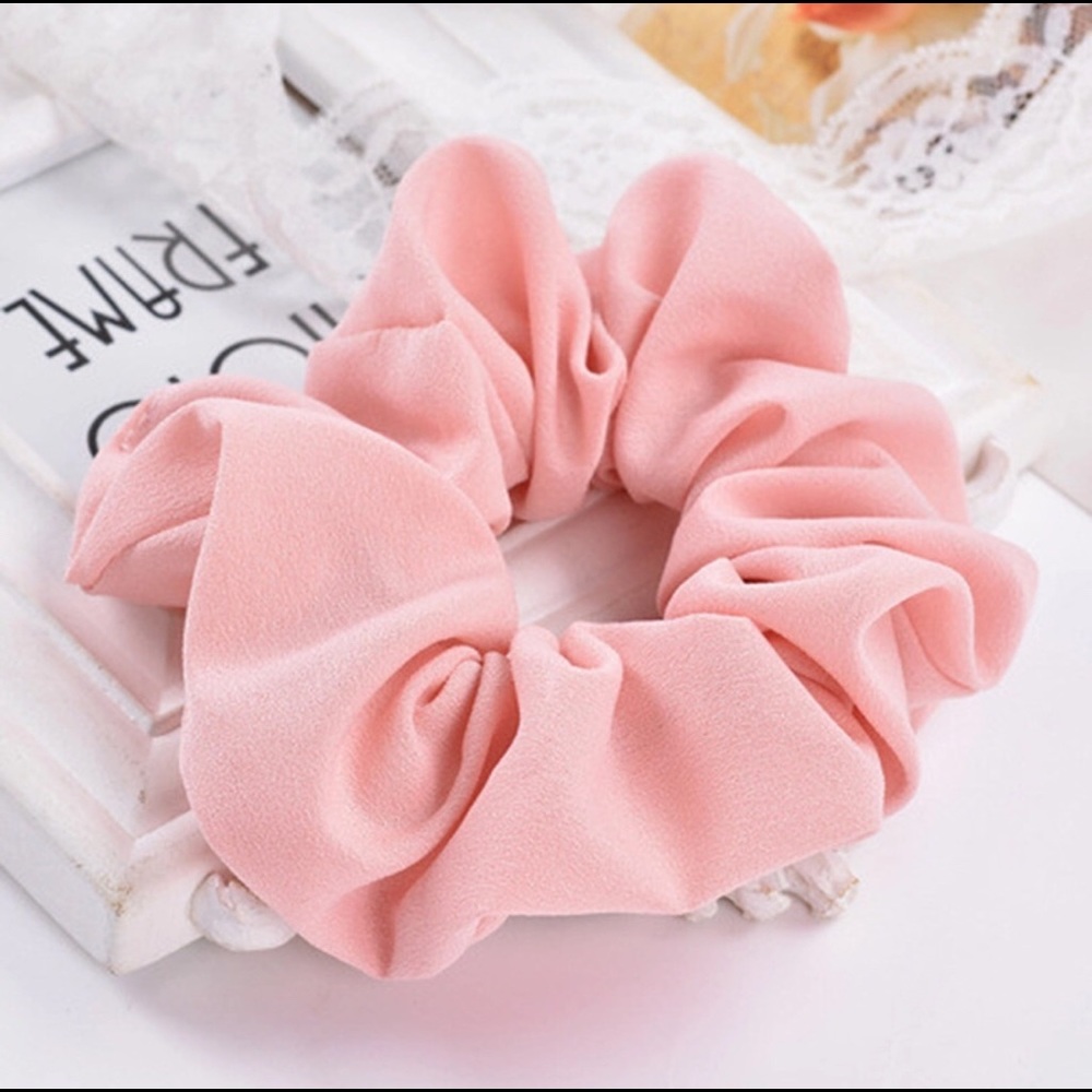 Girls and Women Hair Tie Scrunchie