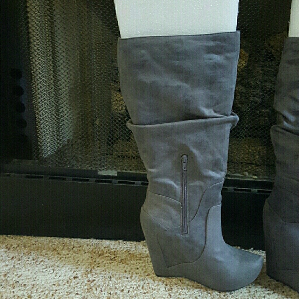 Jessica Simpson boots