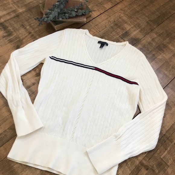 Tommy Hilfiger Sweaters - Vintage v neck Tommy Hilfiger sweater