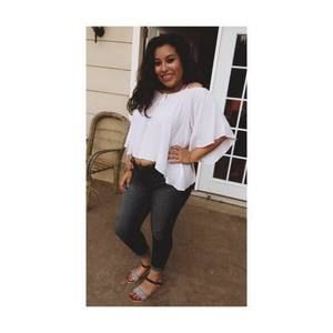 Meet your Posher, Jennifer