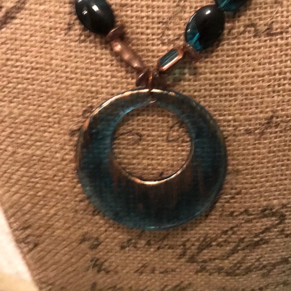 BEAUTIFUL CHICO’S NECKLACE