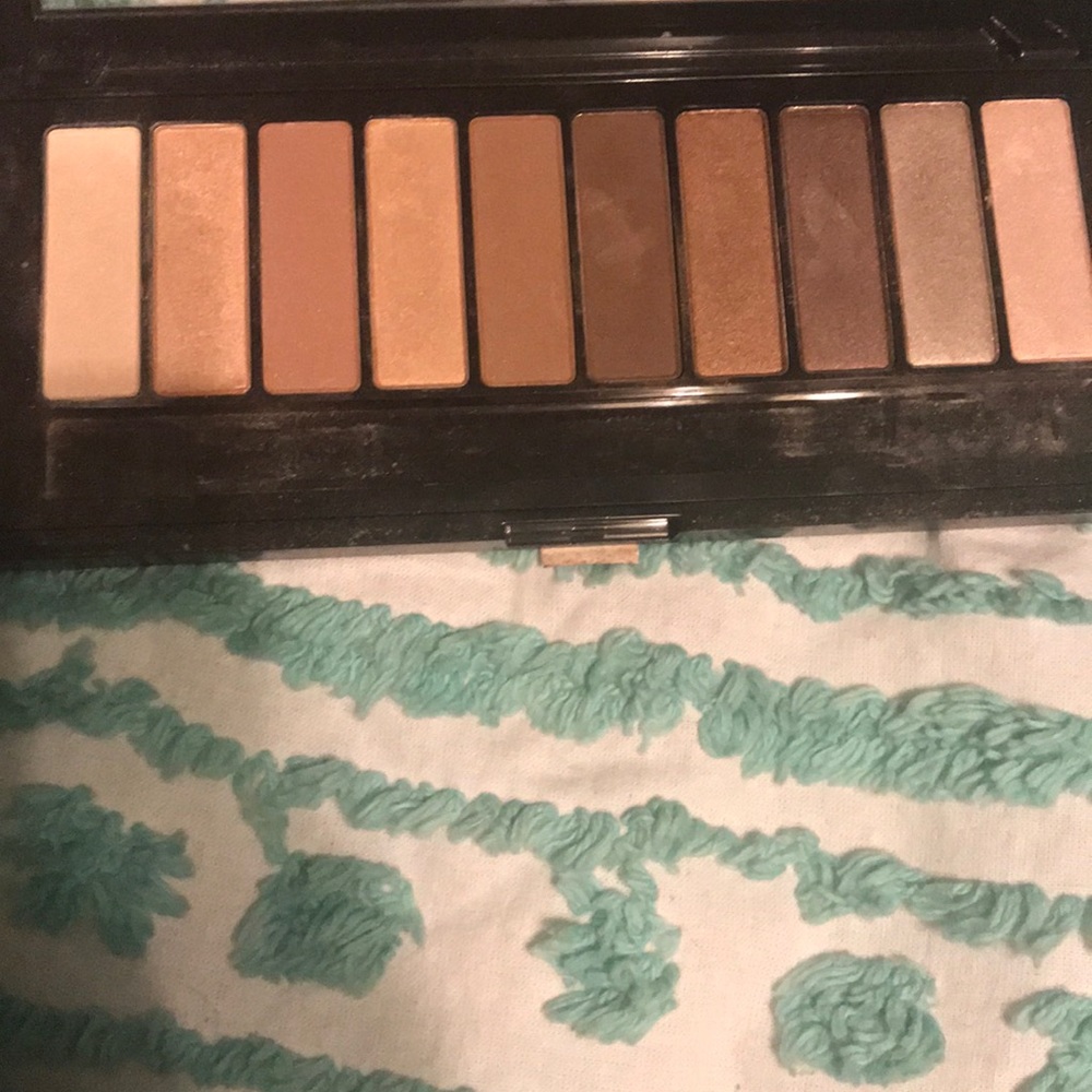 L’Oréal nude 1 pallet