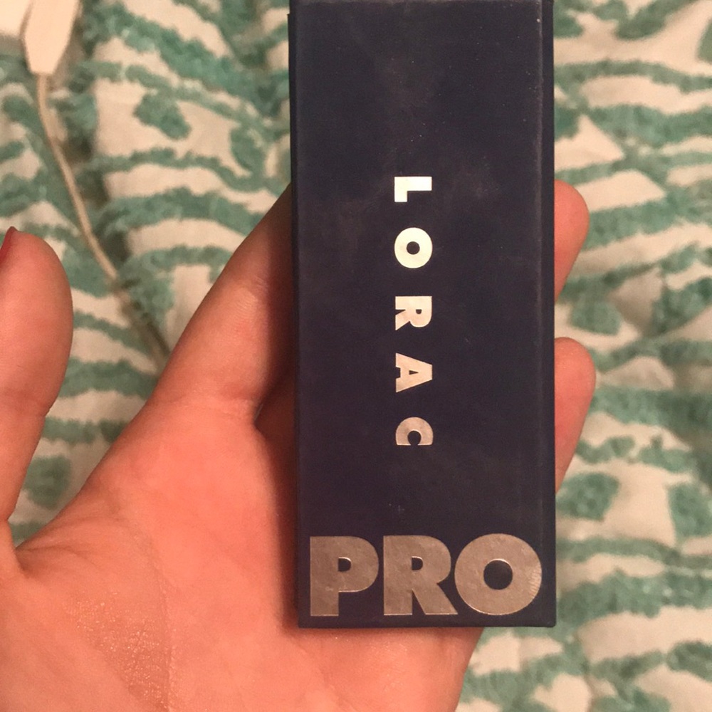 Lorac pro