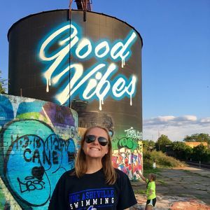 Meet your Posher, Hannah