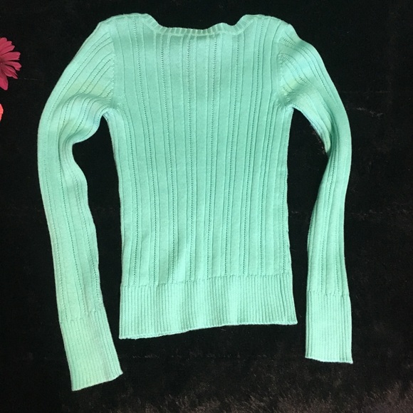 Mint colored sweater! - Picture 3 of 4