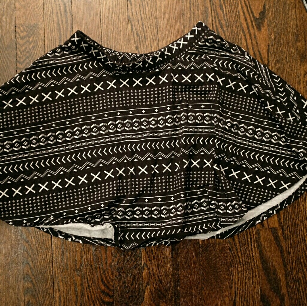Patterned circle skirt