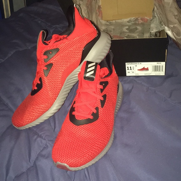 🔥BRAND NEW⭐️Alphabounce Shoes😎 - Picture 3 of 7