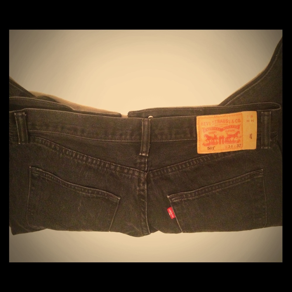 Men's Levi's 501's LIKE NEW! 34X32