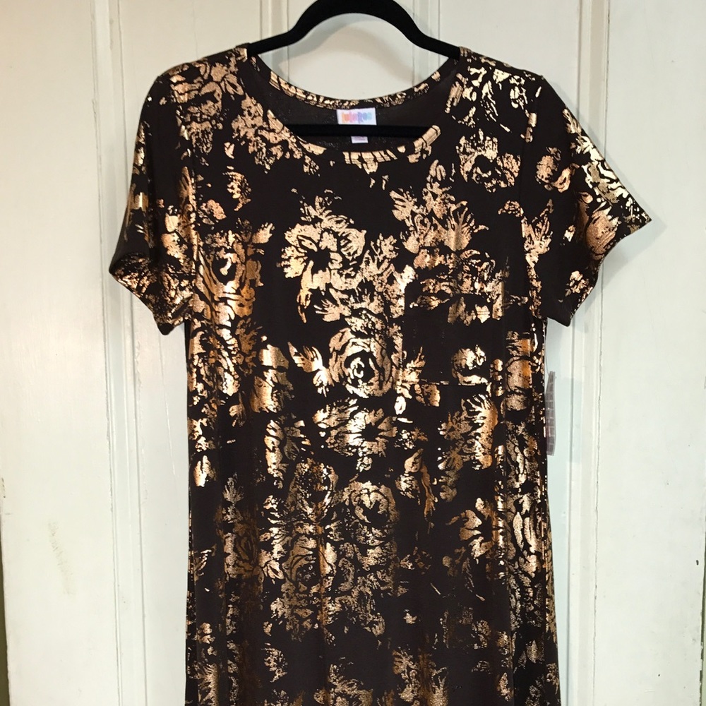 Medium Elegant Carly