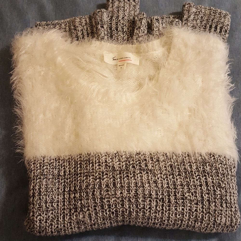 Ladies sweater