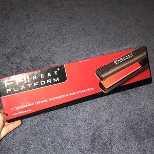 Brand new FHI flat iron