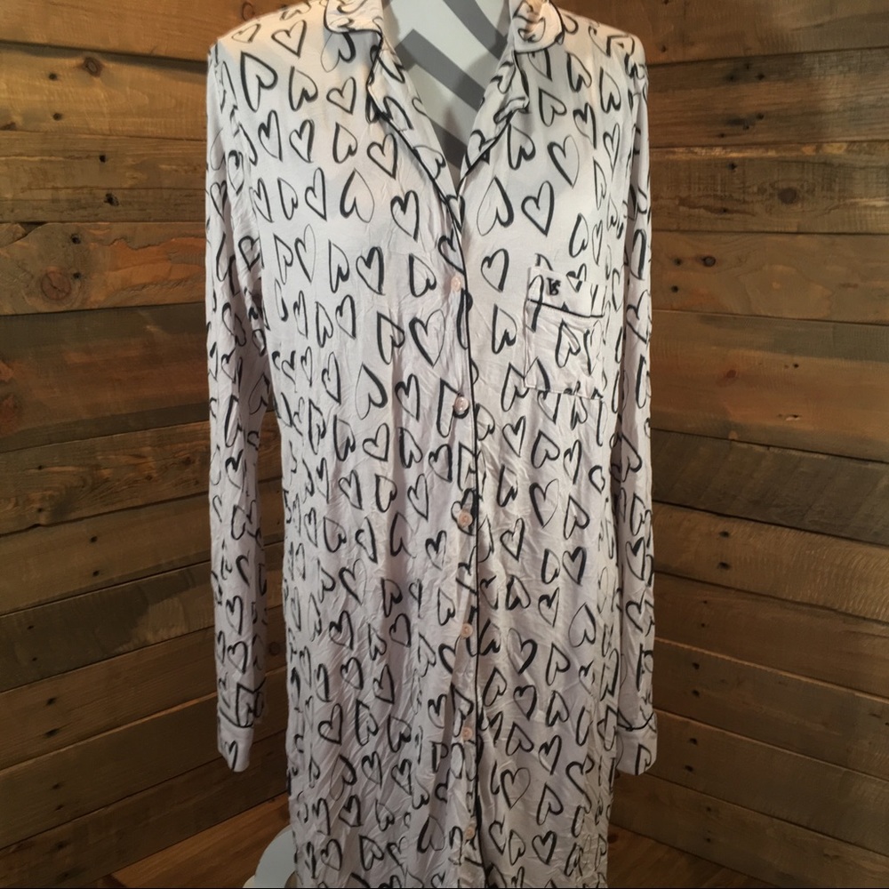 VICTORIA’S SECRET FULL BUTTON SLEEP SHIRT