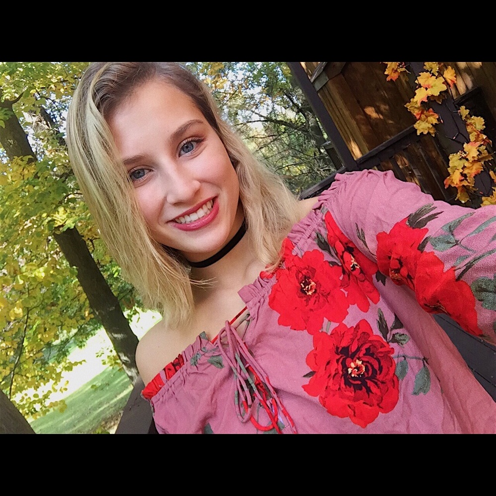 Meet your Posher, Lexie