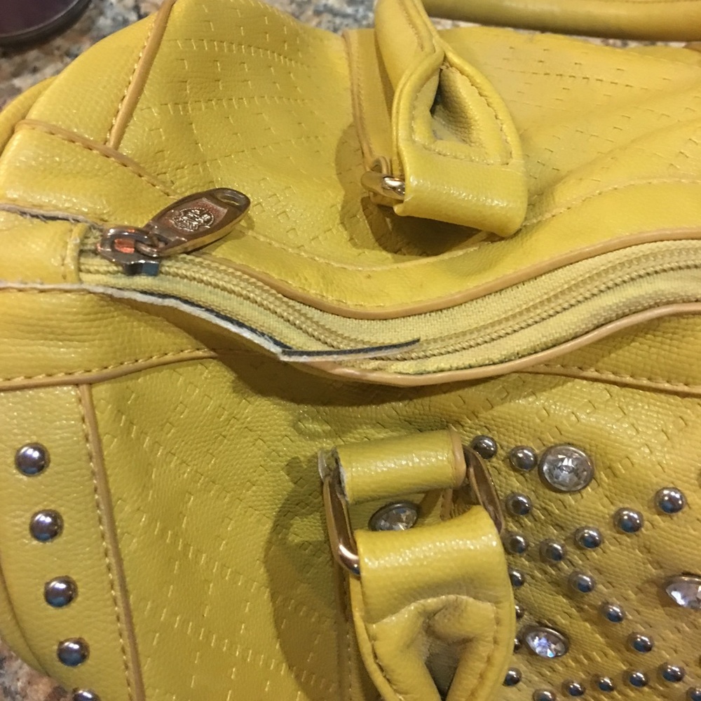 Purse - Picture 4 of 6
