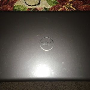 DELL INSPIRION 15 5000 seris with 15.6 HD display