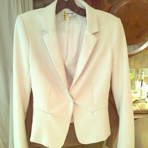 Elizabeth and James fitted snap white blazer