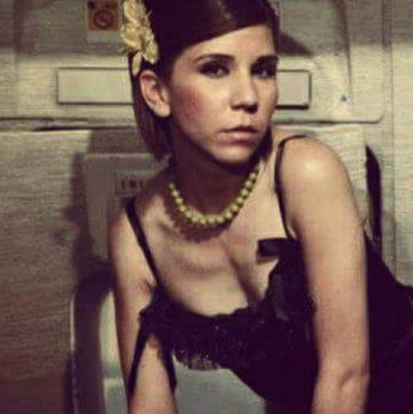 Black bustier with sparkles and bows - Picture 2 of 7