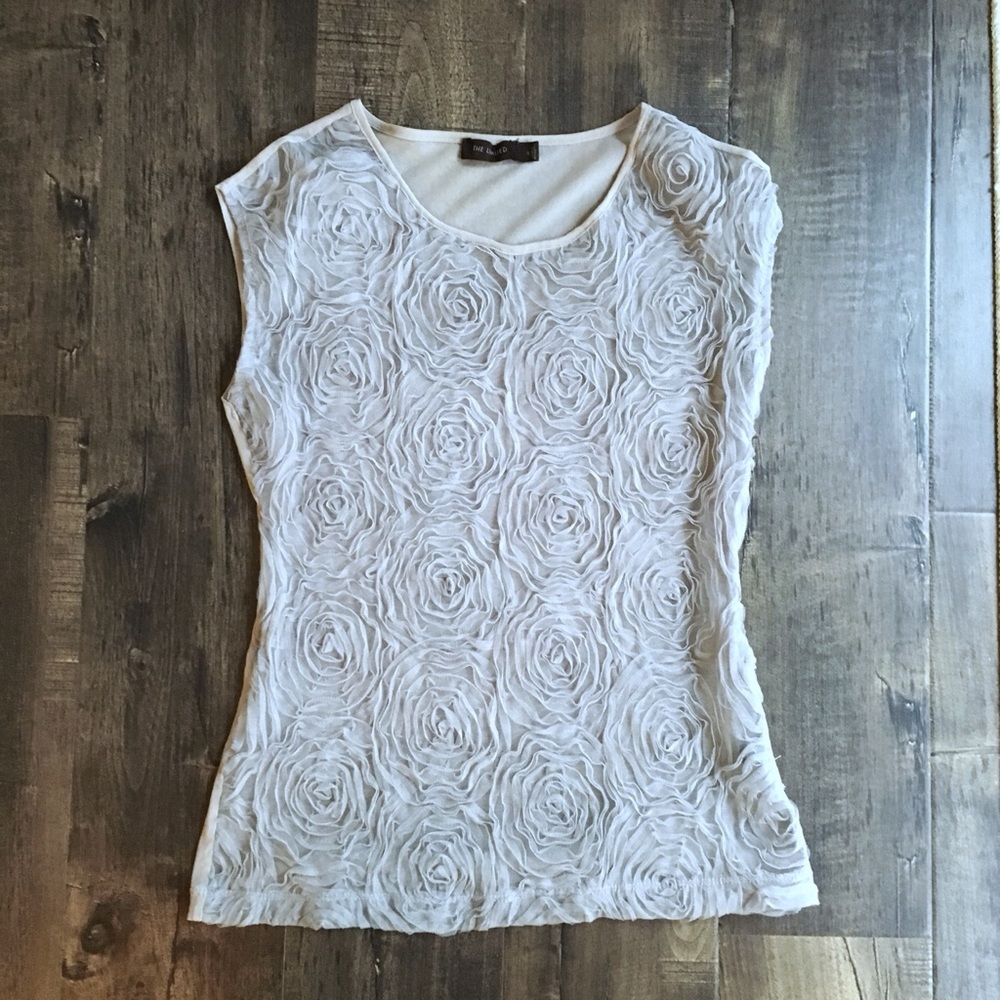 Sheer Rosetta pattern top