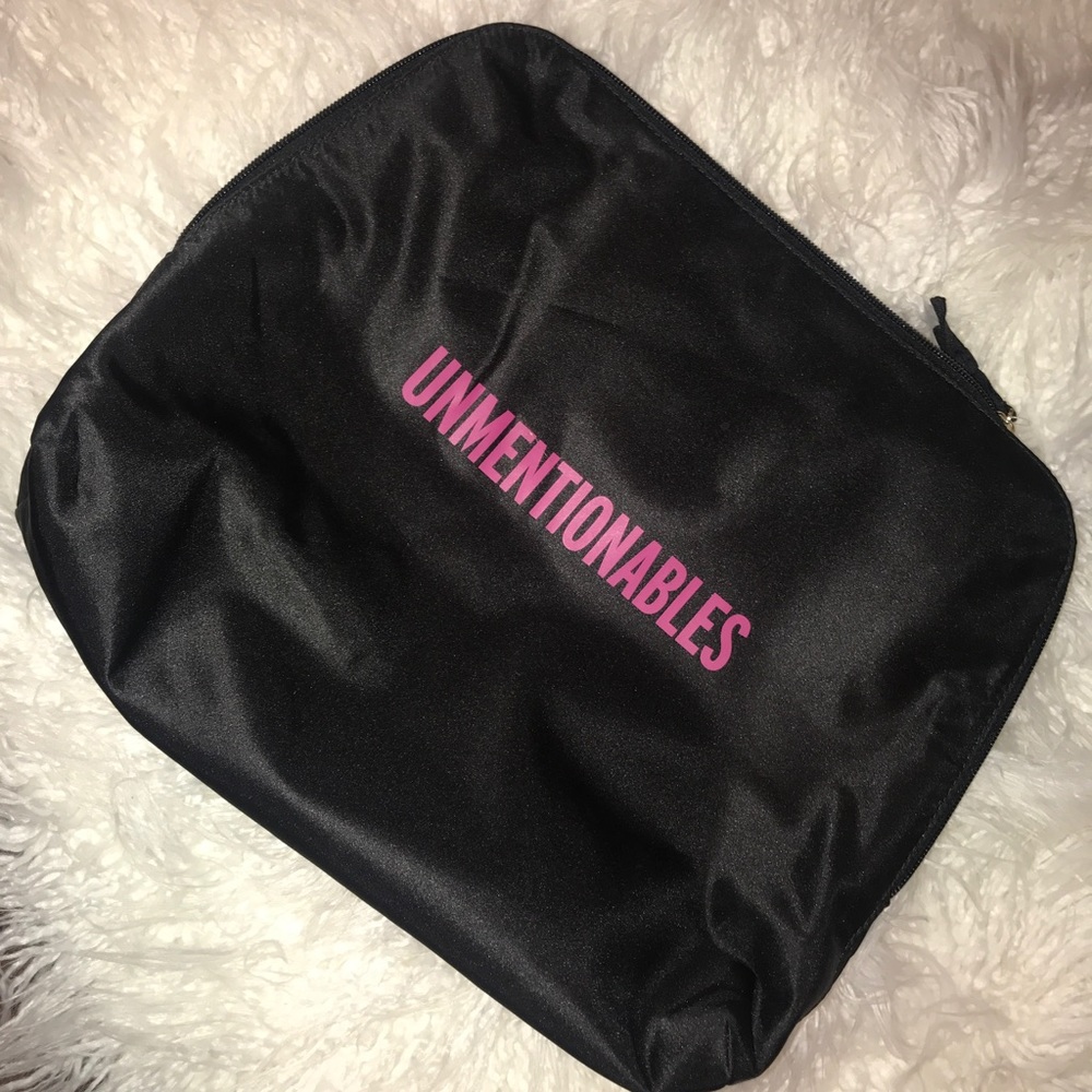Kate Spade Cosmetic Pouch