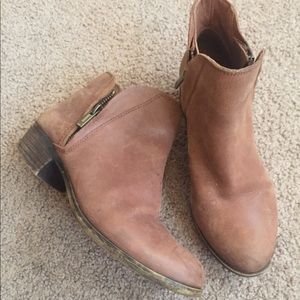 LUCKY Distressed Booties