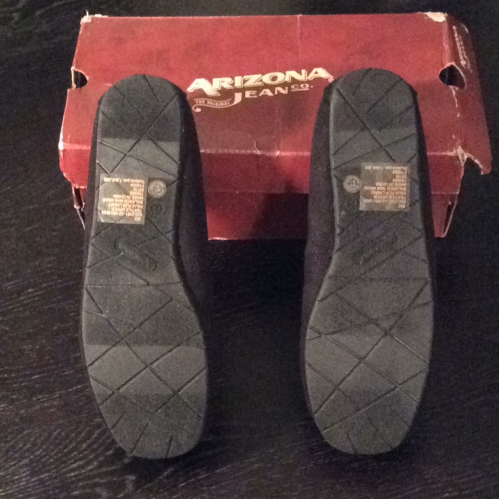 Arizona size 6 M New - Picture 5 of 5