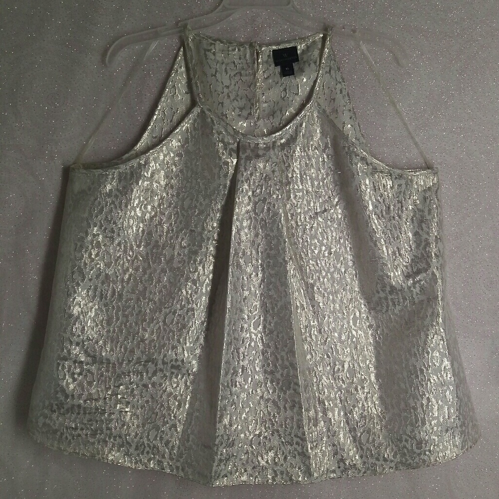 Metallic thread leopard print top